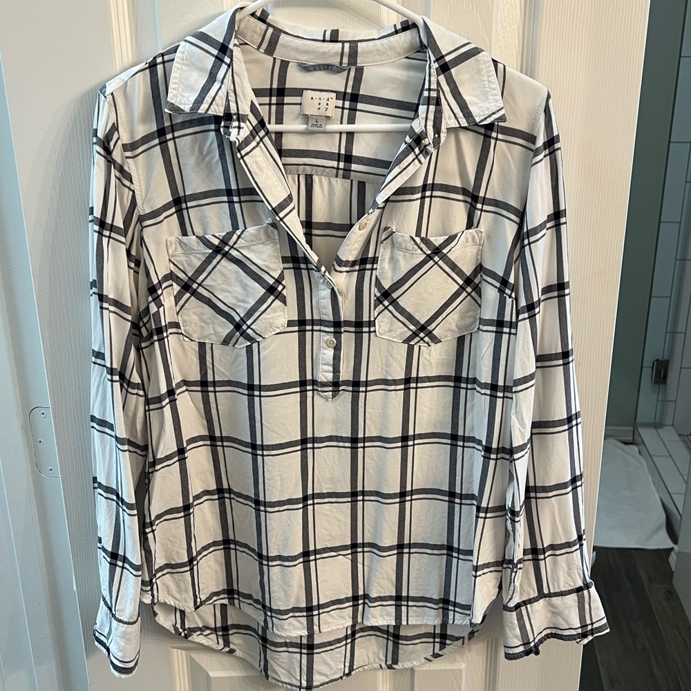Checkered Soft Long Sleeve Top